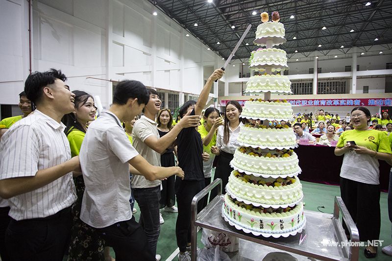 教育学院学生会成功举行第二周年庆