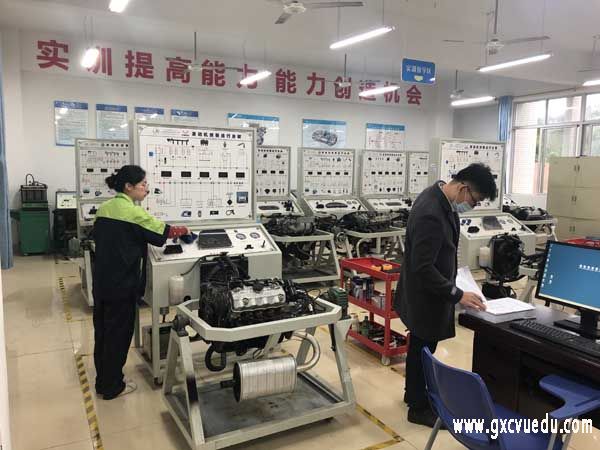 汽车工程学院开展教师技能培训活动